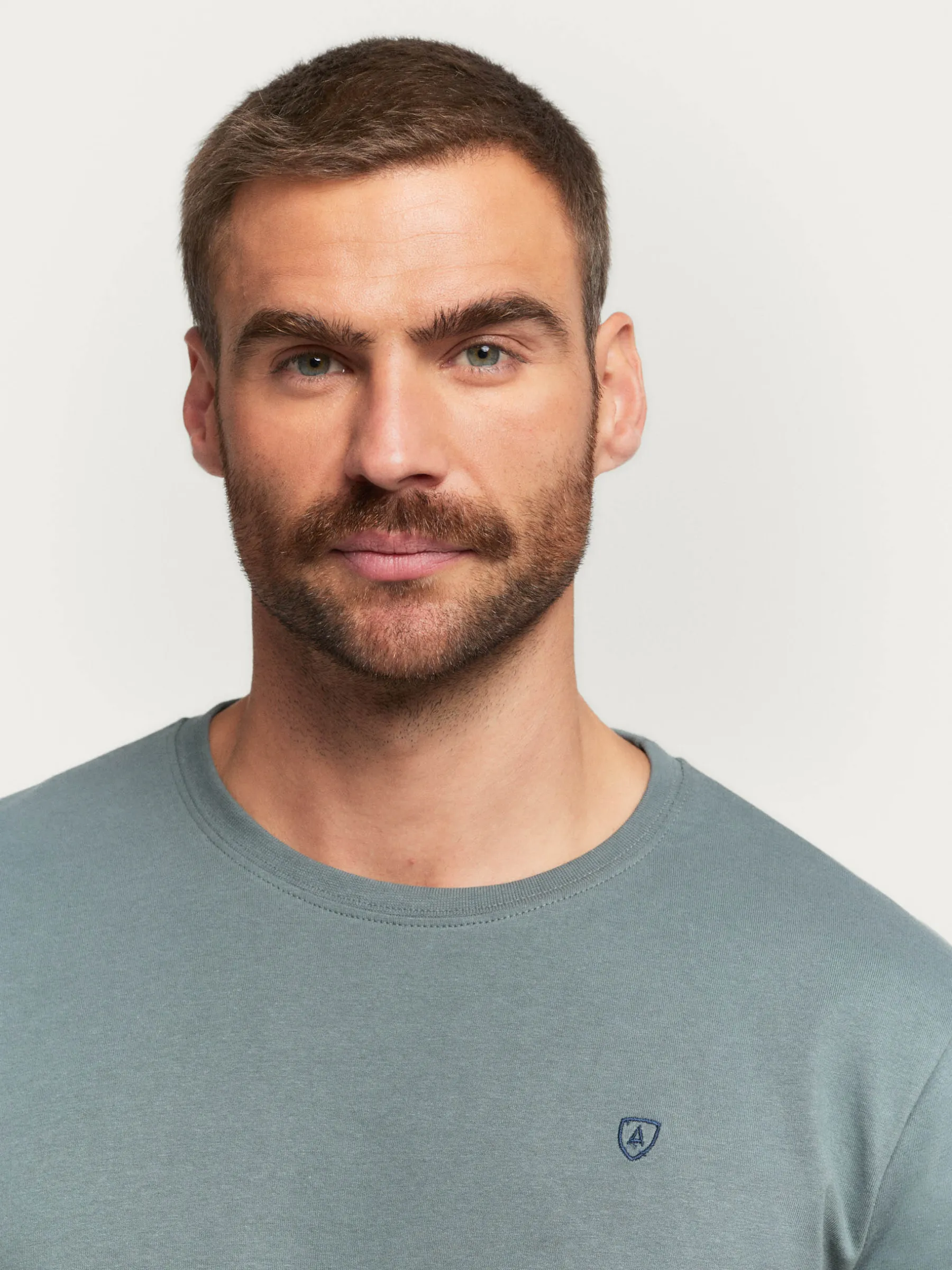 Camisetas<Alvaro Moreno CAMISETA BASICA Azul