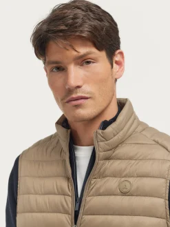 Chalecos<Alvaro Moreno CHALECO DENKER Camel