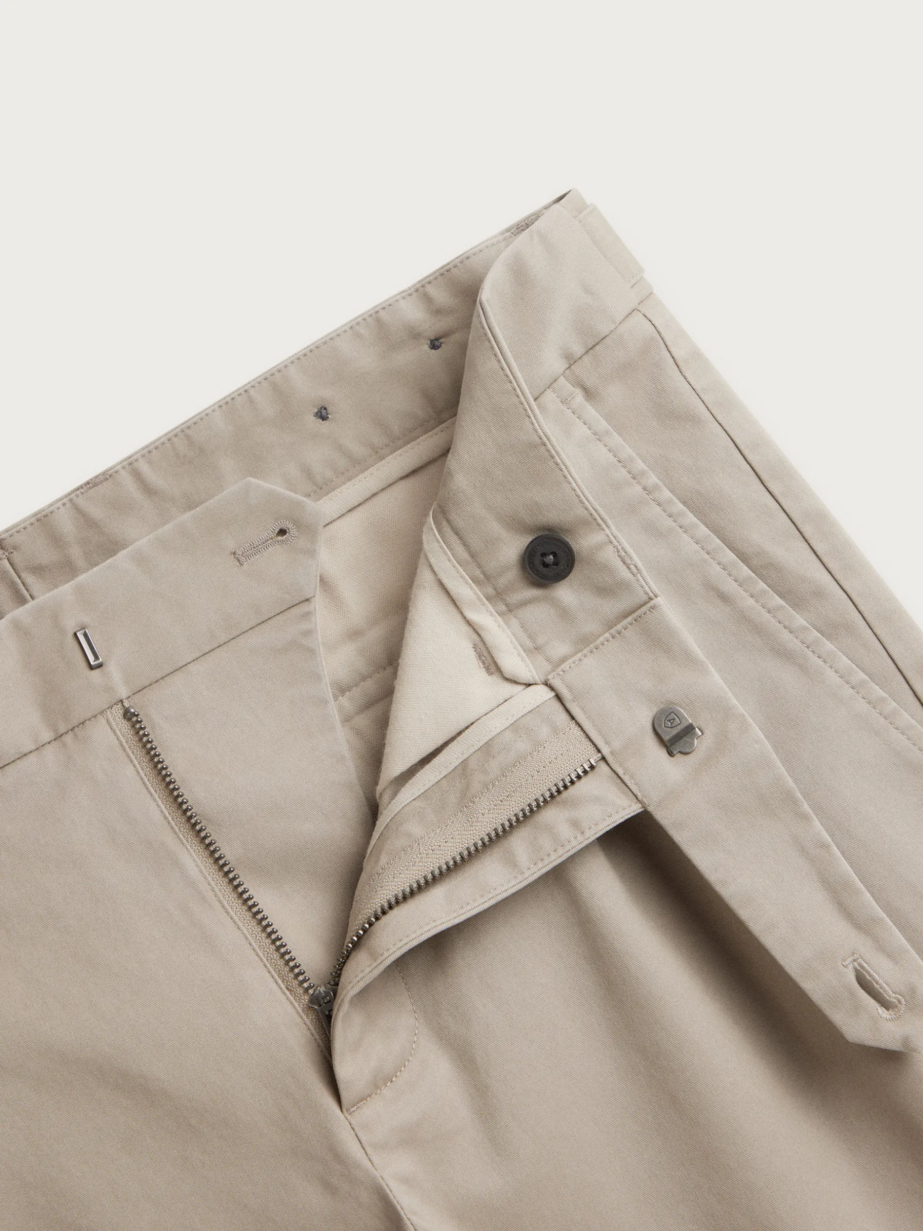 Chino<Alvaro Moreno PANTALON CARROT Beige