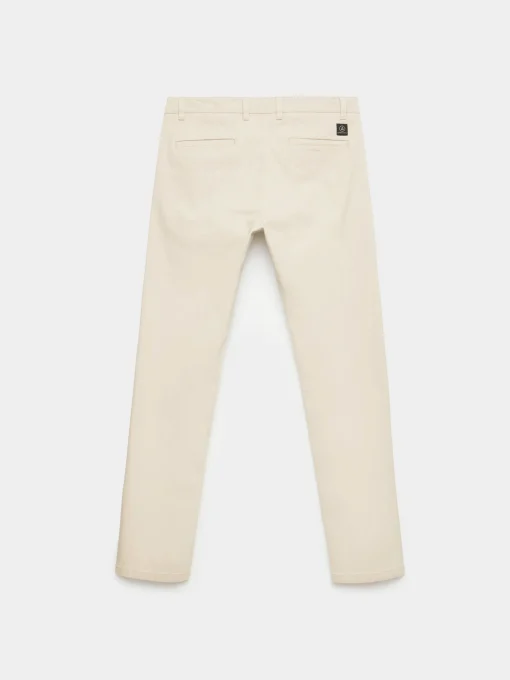 Chino<Alvaro Moreno PANTALON CHINO COMFORT Crudo