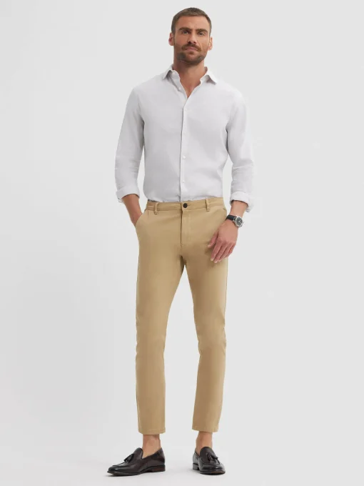 Chino<Alvaro Moreno PANTALON CHINO SLIM FIT Camel