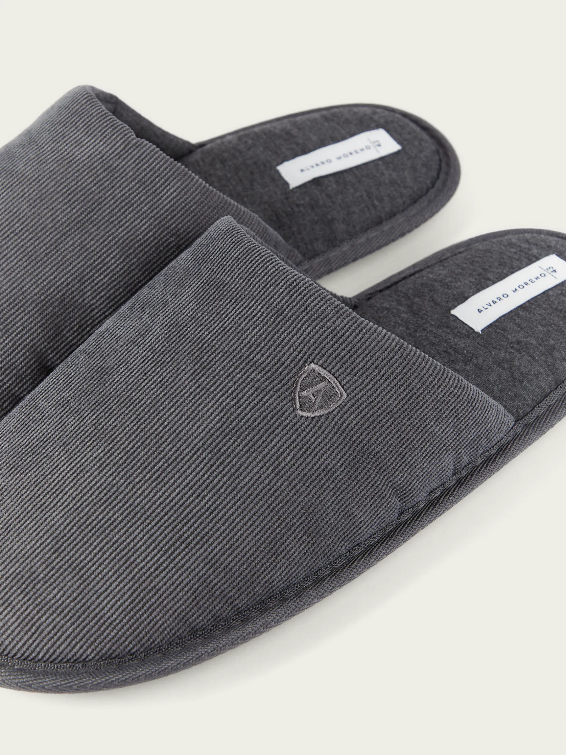 Zapatillas<Alvaro Moreno ZAPATILLAS PANA Gris